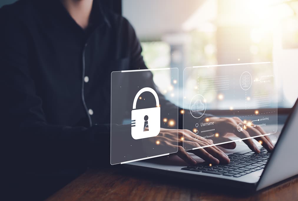 NGFW発祥の強みで基盤を固めつつSASEへ拡張