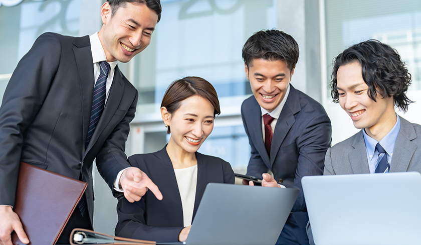 インターネットを通してパソコンでできること